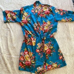 Silky Floral Robe Kimono Size M